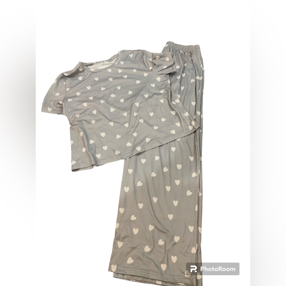 Women’s Pajama Set Gray‎ w Hearts Size Large